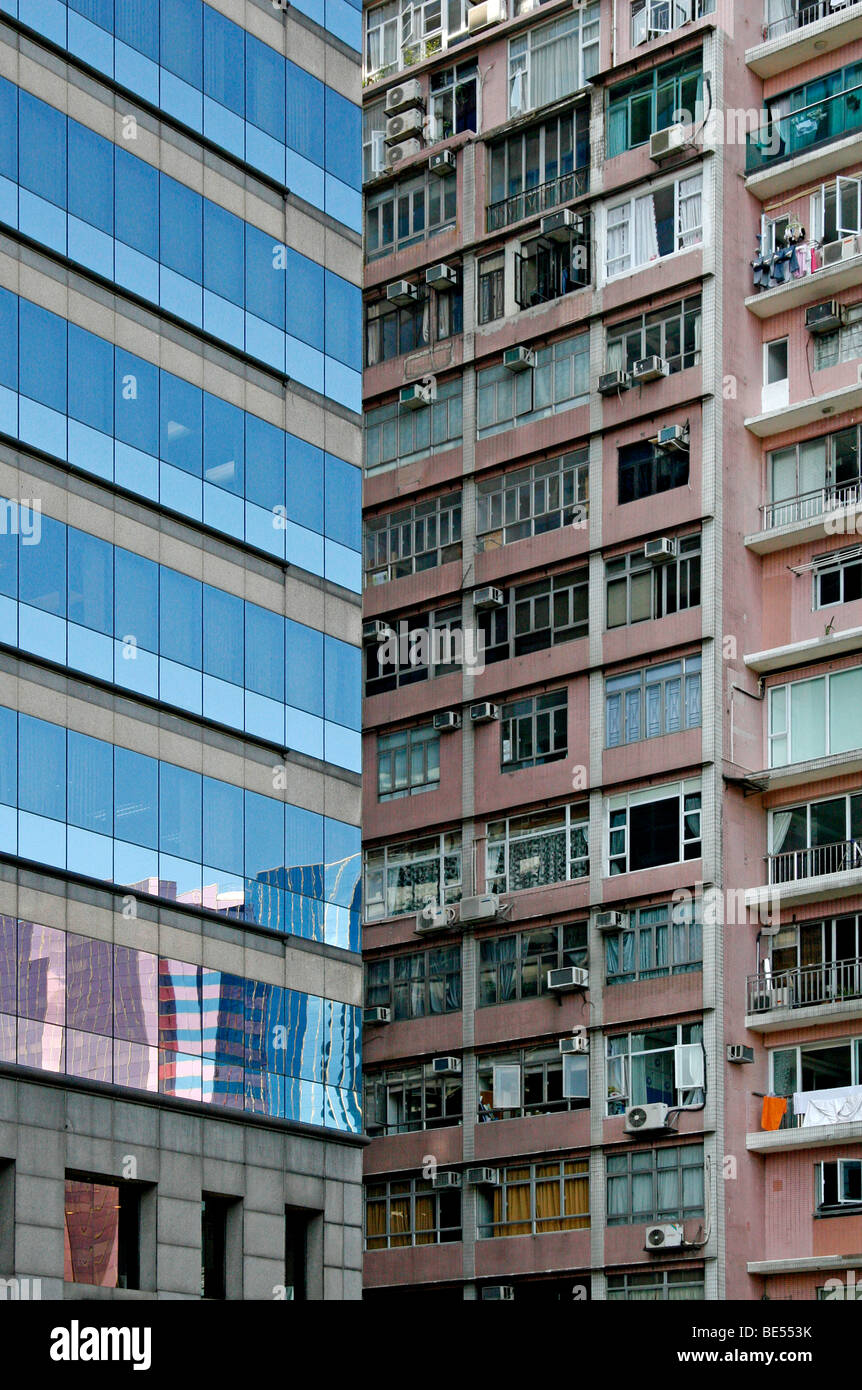 Hochhäuser, alte und neue, Kontraste, Hong Kong, Hong Kong, China, Asien Stockfoto