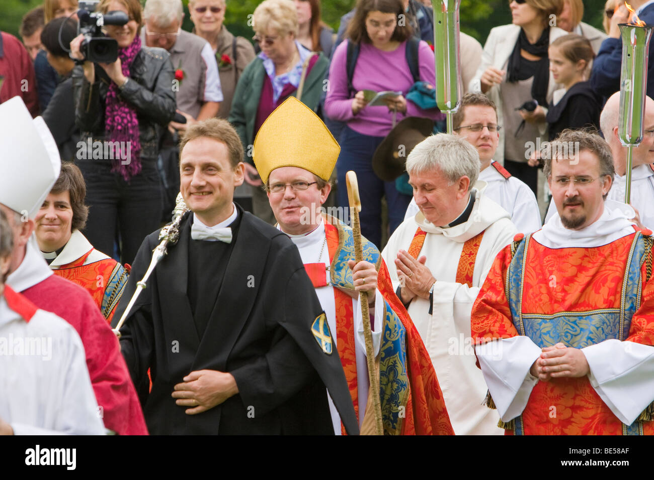 Anglikanischen Klerus, einschließlich Bishop von Hertford Rt Revd Christopher Foster Stockfoto