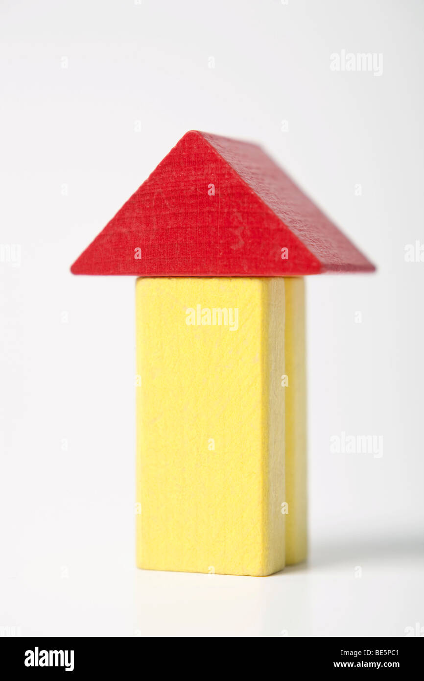 Gelbes Haus, bauen von Backsteinen aus Stockfoto