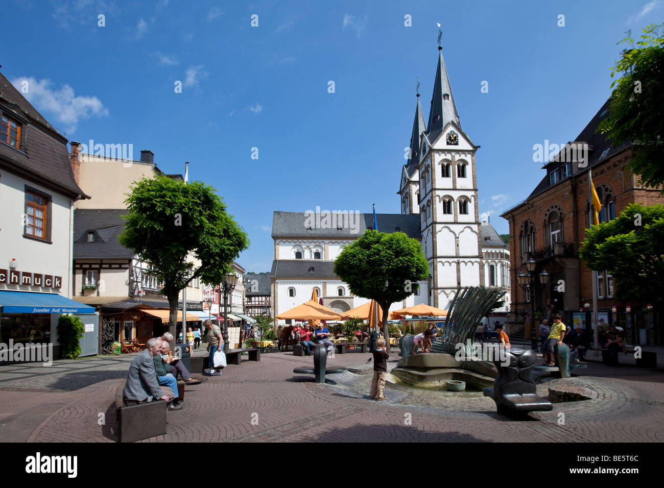 Die romanische St. Severus Kirche 1236, Marktplatz, Boppard, Rhein-Hunsrueck-Kreis Bezirk, Rheinland-Pfalz, Deutschland Stockfoto