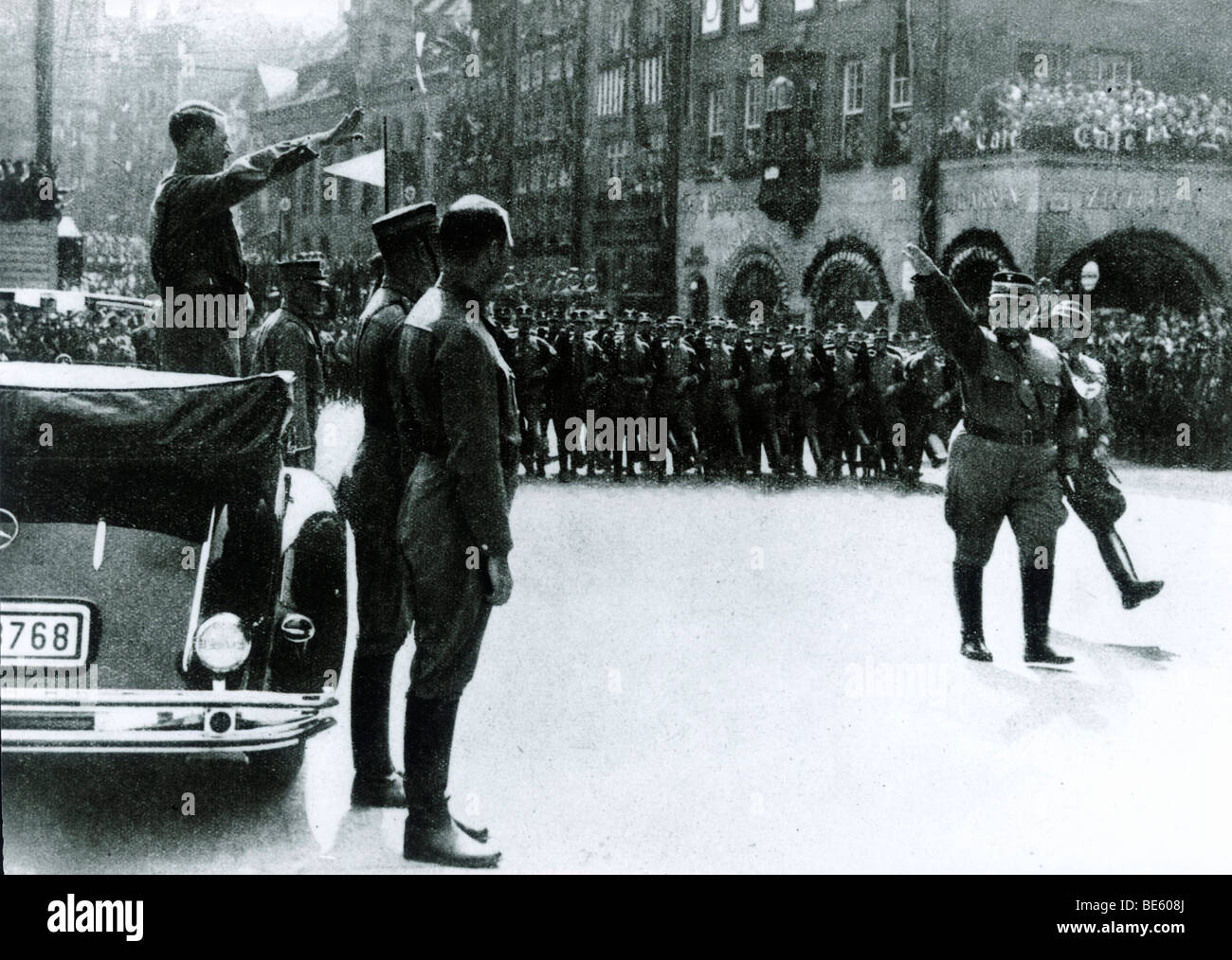 Parade vor Adolf Hitler, Hermann Goering am oberen Rand der SA, Nürnberg, Bayern, Deutsches Reich, Europa, historische pho Stockfoto