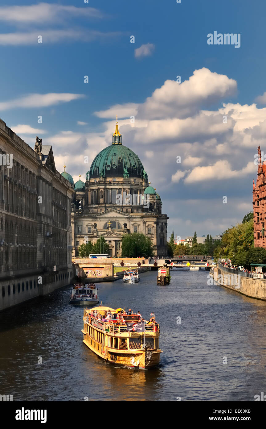 Berliner Dom - Berliner Dom und der Spree, Berlin, Deutschland Stockfoto