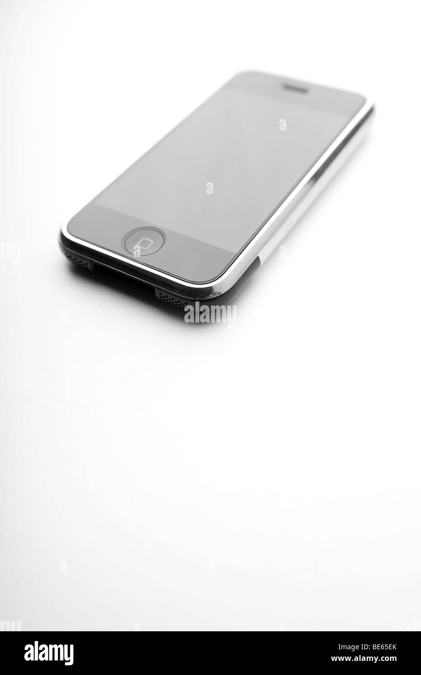 iPhone gegen weiß Stockfoto