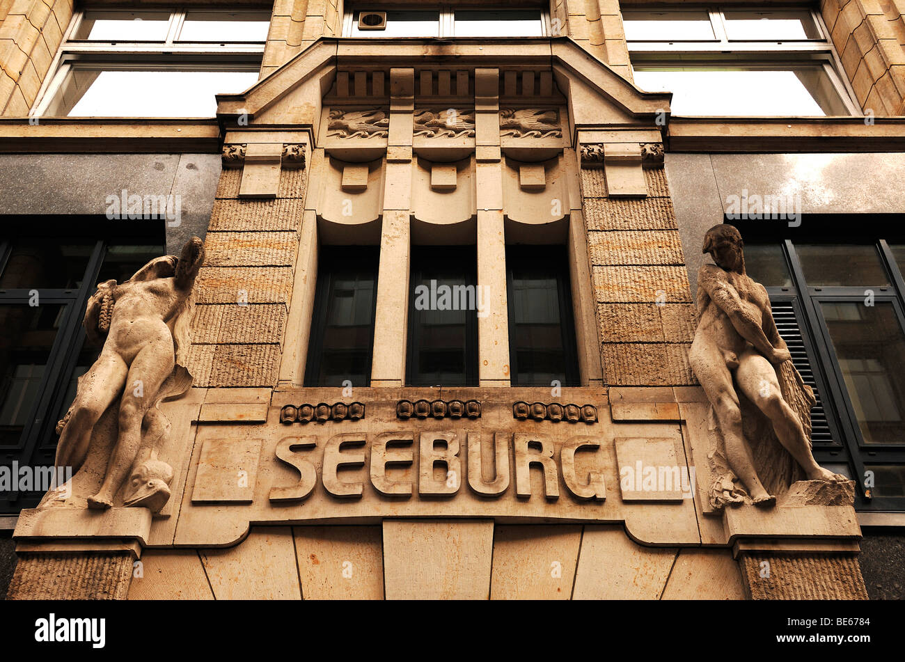 Dekorative Eingang Portal, Detail eines kommerziellen Gebäude, Hamburg, Deutschland, Europa Stockfoto