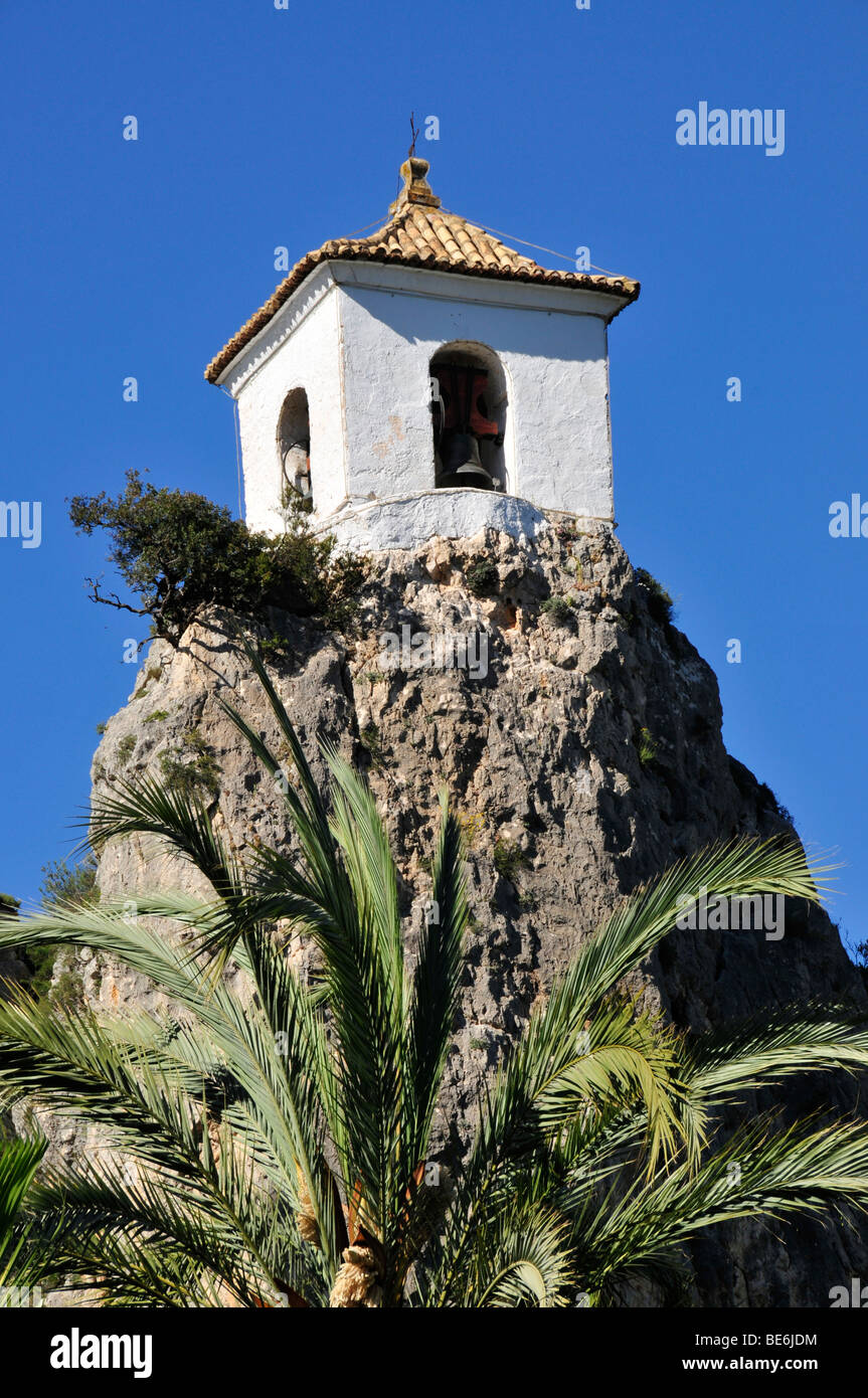 Turm der alten maurischen Festung Guadalest, Costa Blanca, Spanien, Europa Stockfoto