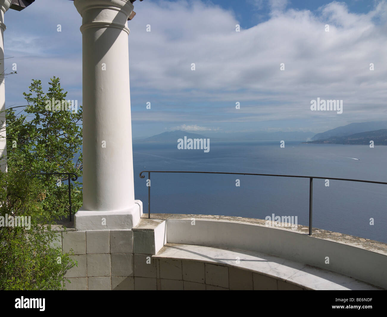 Die Villa San Michele wurde das Haus erbaut von Axel Munthe in Anacapri auf der Insel Capri in Italien Stockfoto Die Villa San Michele wurde das Haus erbaut von Axel Munthe in Anacapri auf der Insel Capri in Italien Stockfoto