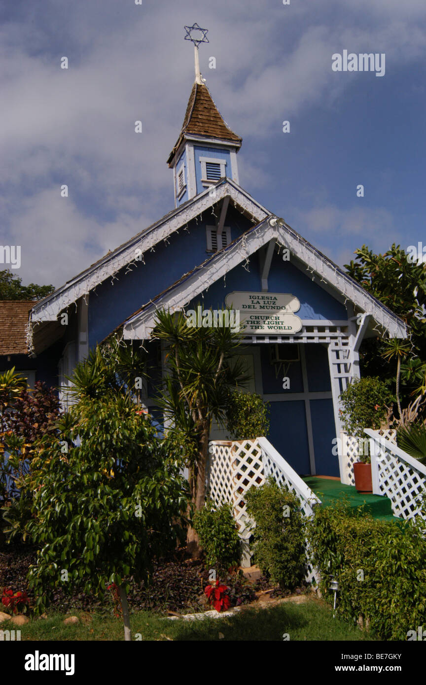 Licht der Welt-Kirche, die ein Davidstern (jüdische Stern) an seiner Spitze hat. Das Hotel liegt in Kihei, Maui Stockfoto