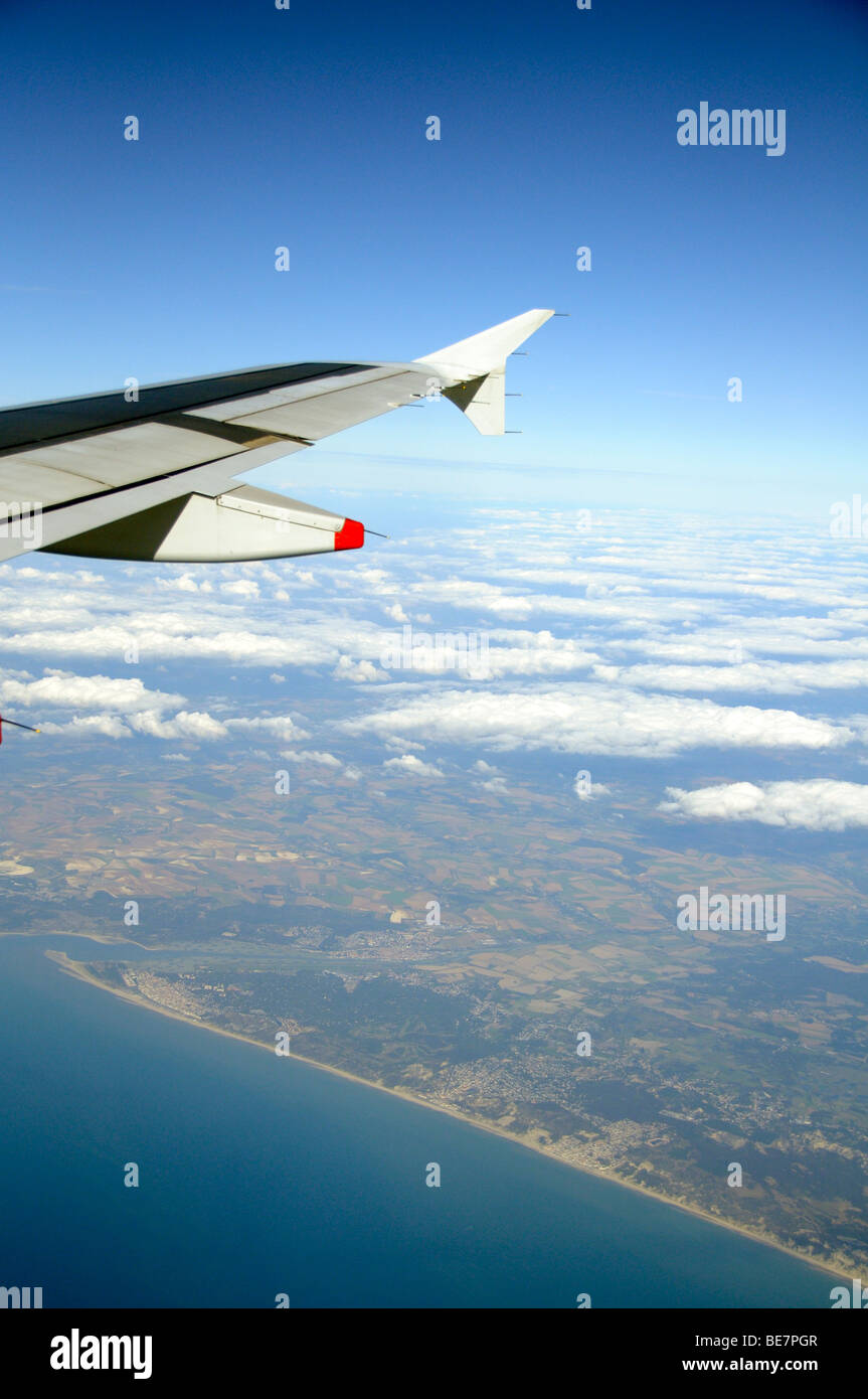 Flugzeuge über der Küste von Nordfrankreich Stockfoto