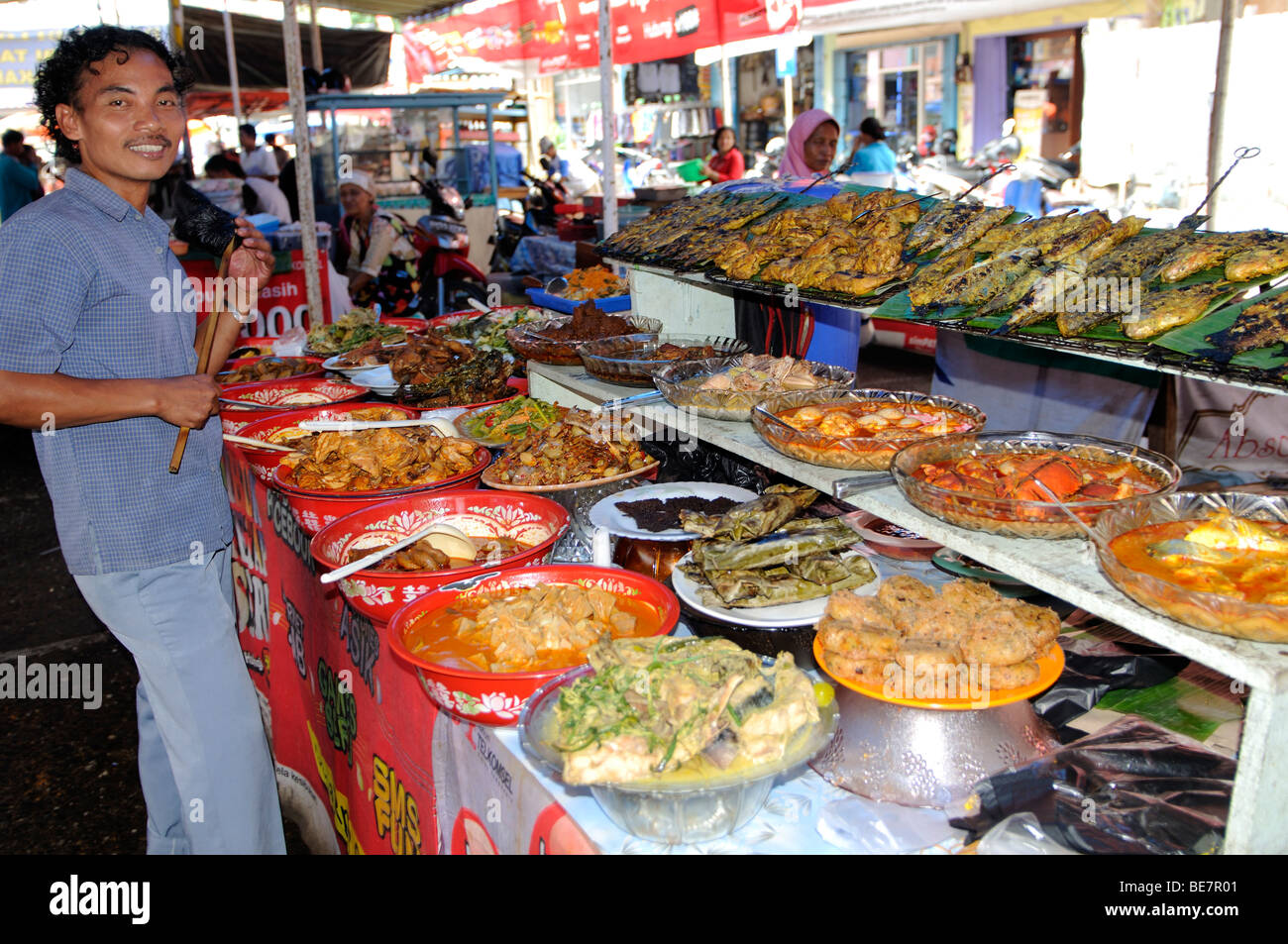 Street Food court Jambi Sumatra Indonesien Stockfoto