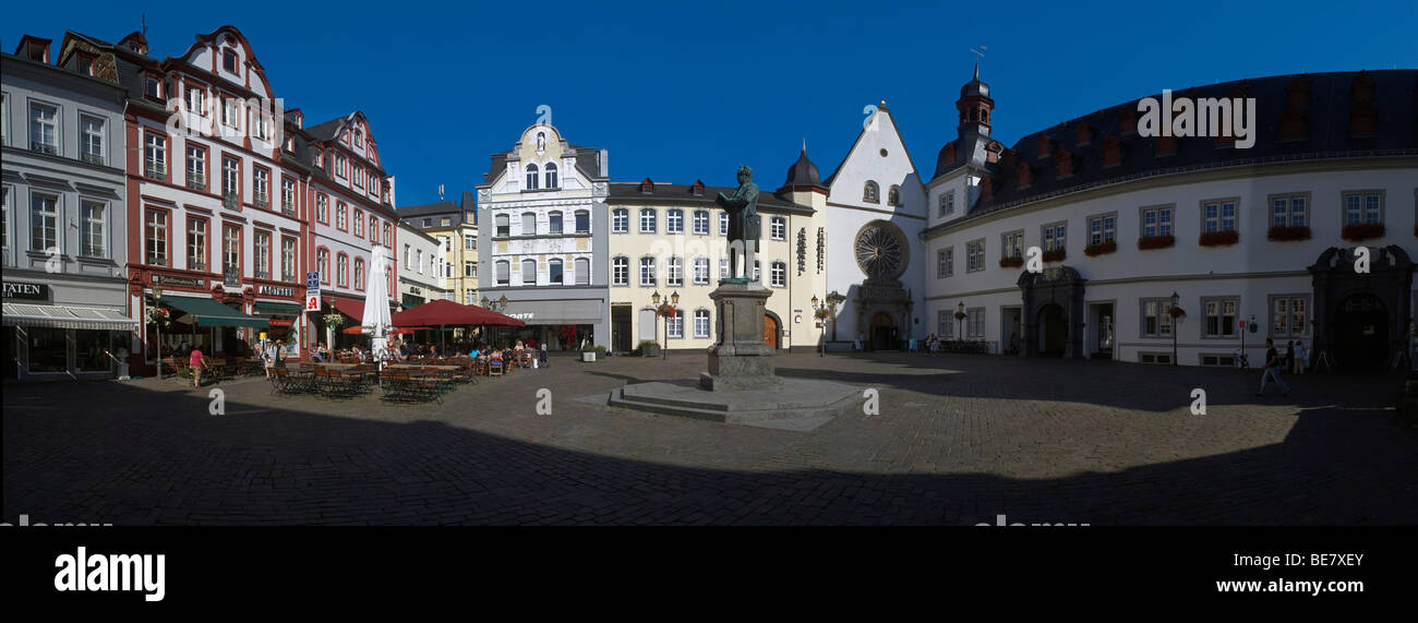 Der Jesuitenplatz Platz im historischen Zentrum, Koblenz, Rheinland-Pfalz, Deutschland, Europa Stockfoto