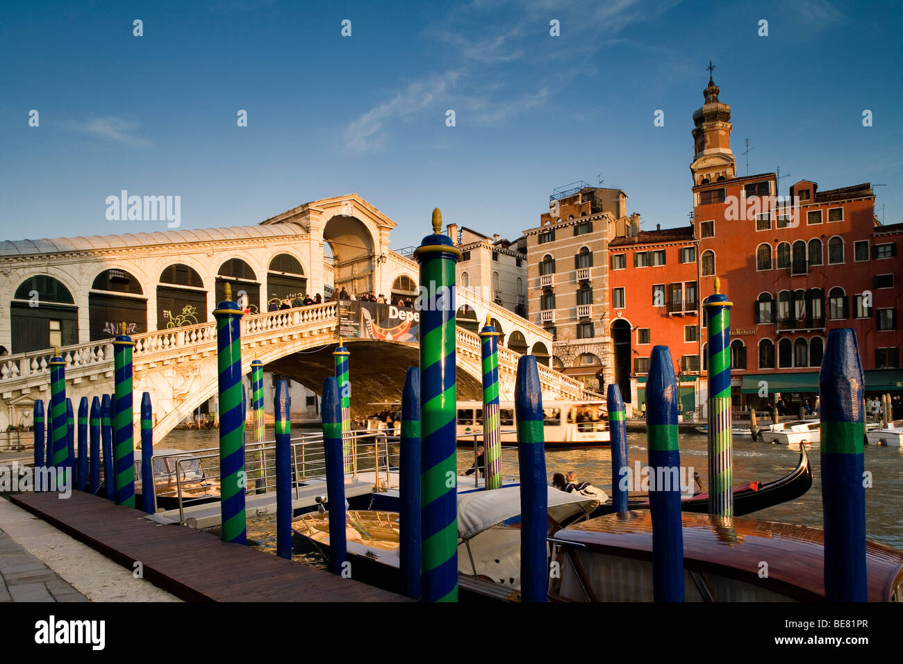 Blick auf die Rialto-Brücke, Venedig, Italien, Europa Stockfoto