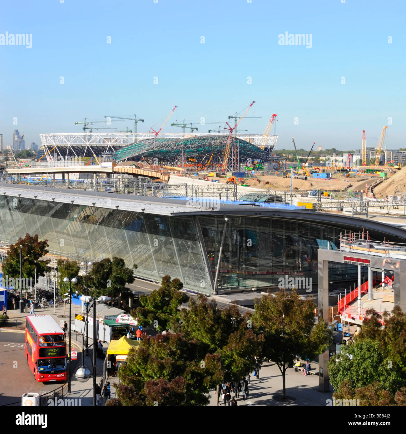 2012 Olympischen Spiele in London Bauvorhaben zentriert um Stratford bus und Bahnhof Stockfoto