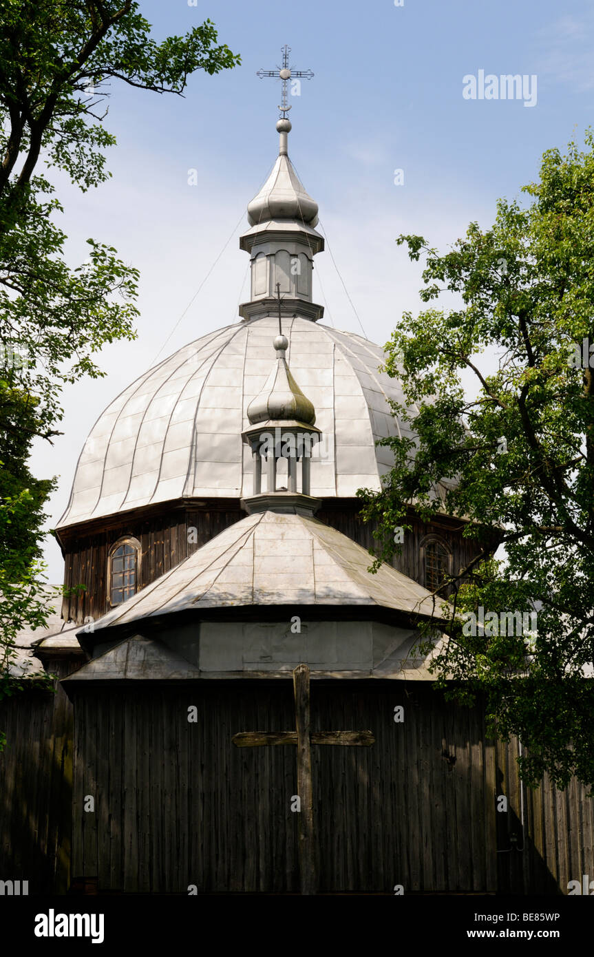 Alte hölzerne Kirche (geb. 18. Jahrhundert), Roztocze Region, Subcarpathian Voivodeship, Kowalówka, Polen Stockfoto