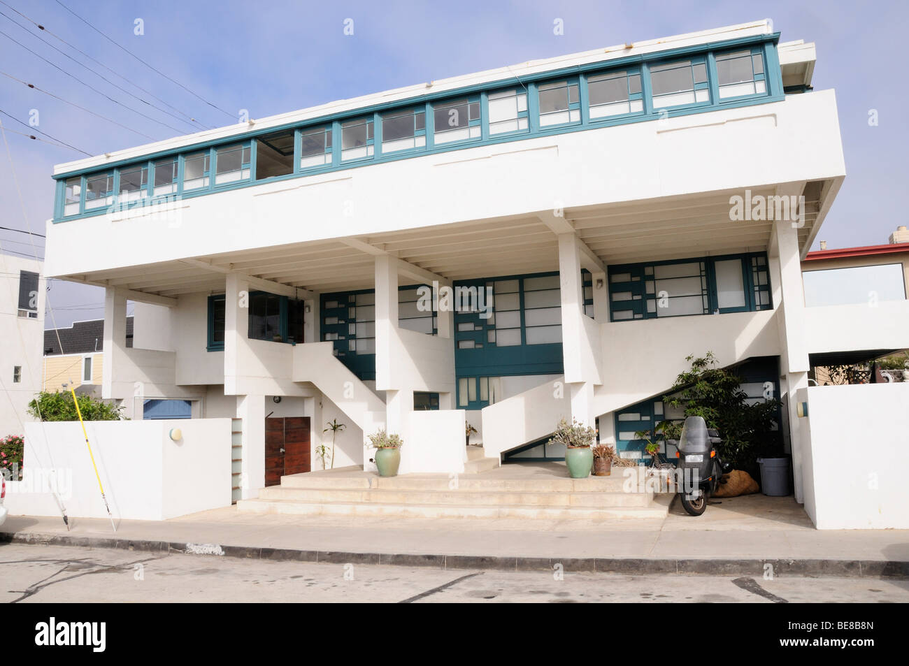picture Lovell Health House Los Angeles https www alamy de stockfoto usa california los angeles lovell house entworfen von rudolph schindler am newport beach 26000037 html
