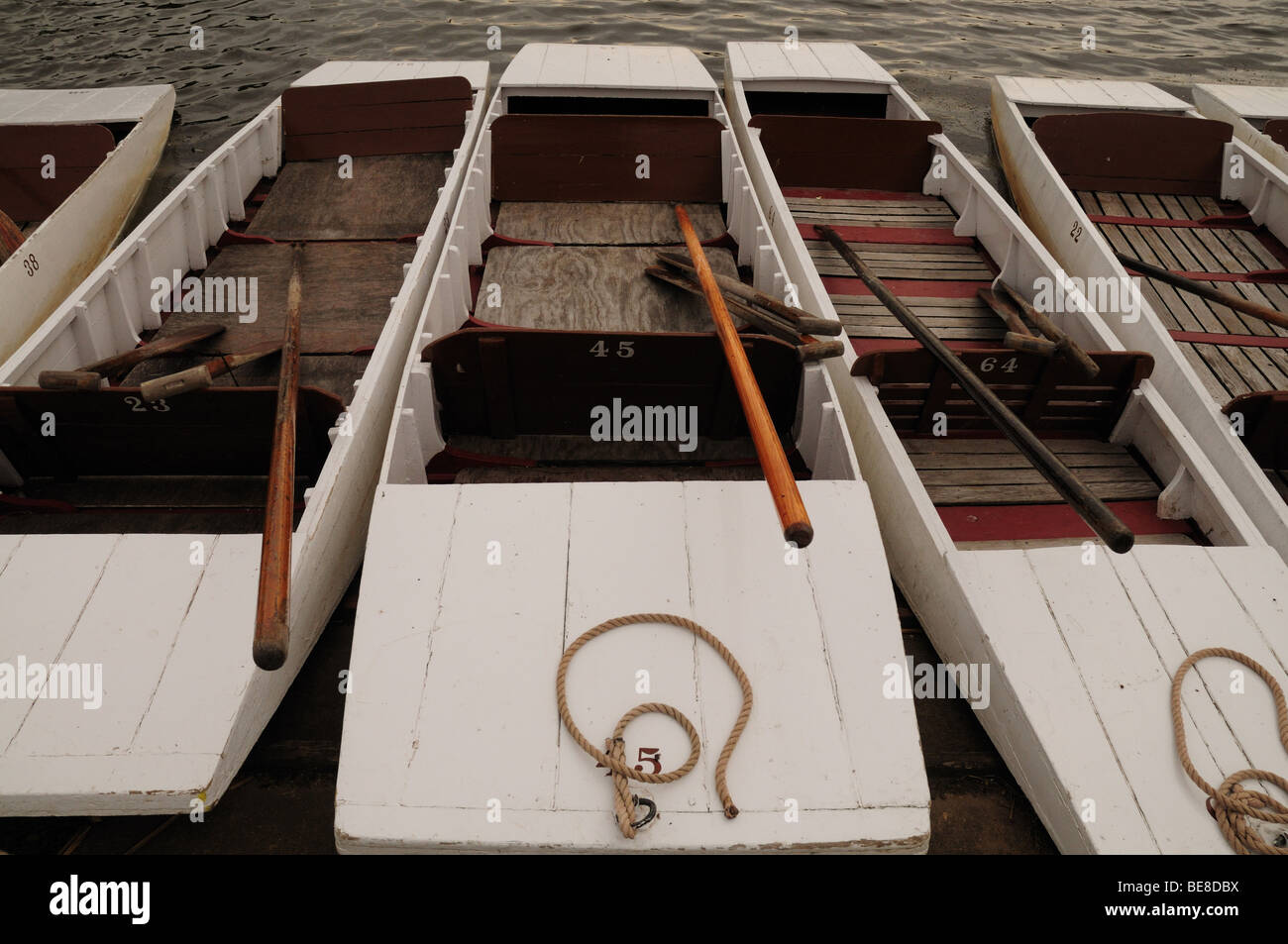 Stocherkähne auf Thorpeness Mere, Suffolk Stockfoto