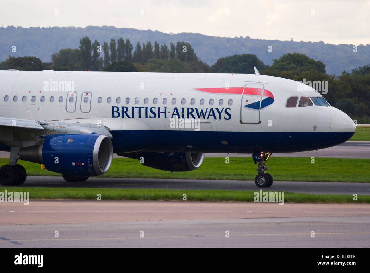 British Airways Airbus A320-211 G-BUSK Ankunft am Flughafen Manchester Ringway England Vereinigtes Königreich UK Stockfoto