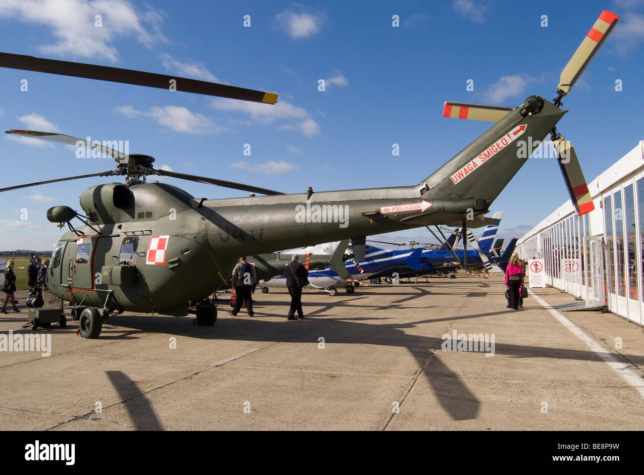 PZL-Swidnik W-3A RL Sokol Helikopter 0417 auf Helitech Trade Show Duxford Flugplatz Cambridgeshire England Vereinigtes Königreich UK Stockfoto