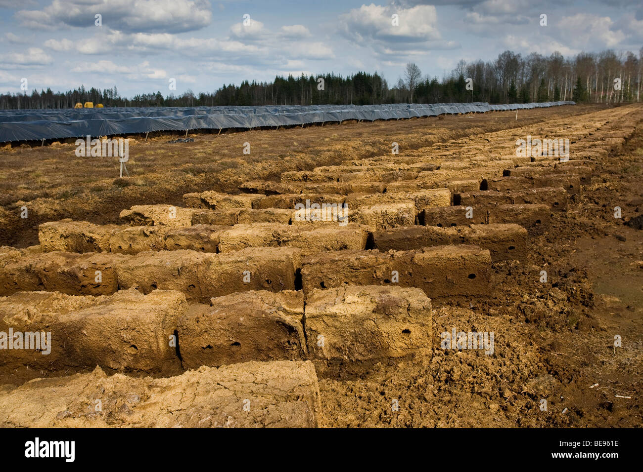 Zerstörung der unberührten Mooren in Sm Land, Vernietiging van Oorspronkelijk Veen Tür Grootschalige Turfwinning in Sm land Stockfoto