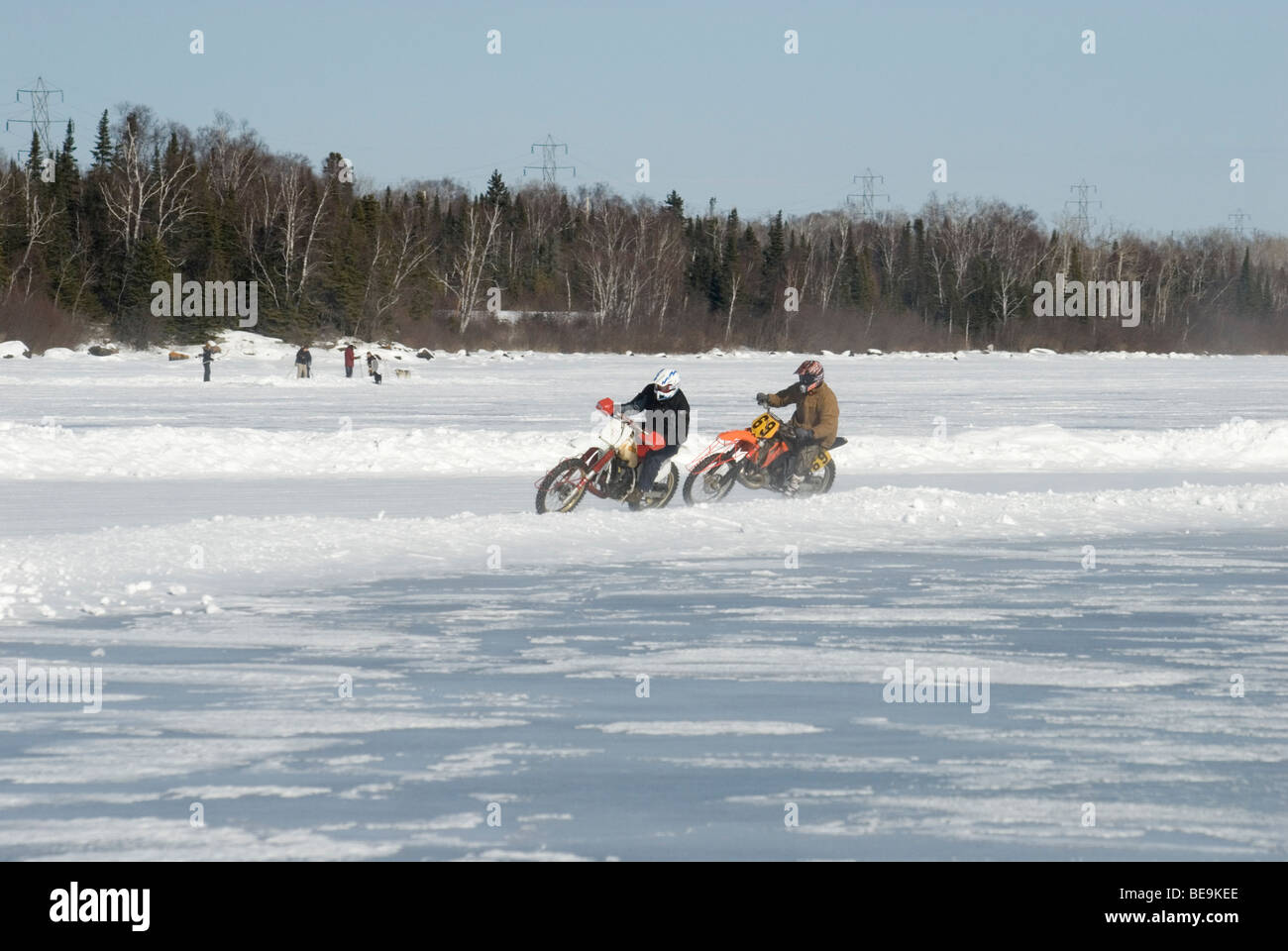 Autorennen am Lake Superior Stockfoto