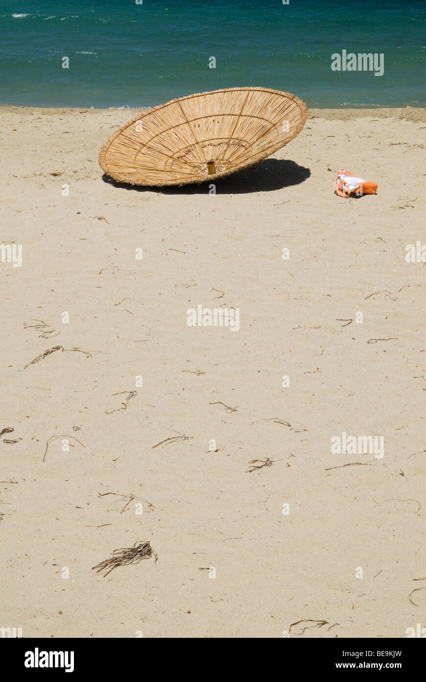 Gebrochene Strand Schatten Stockfoto
