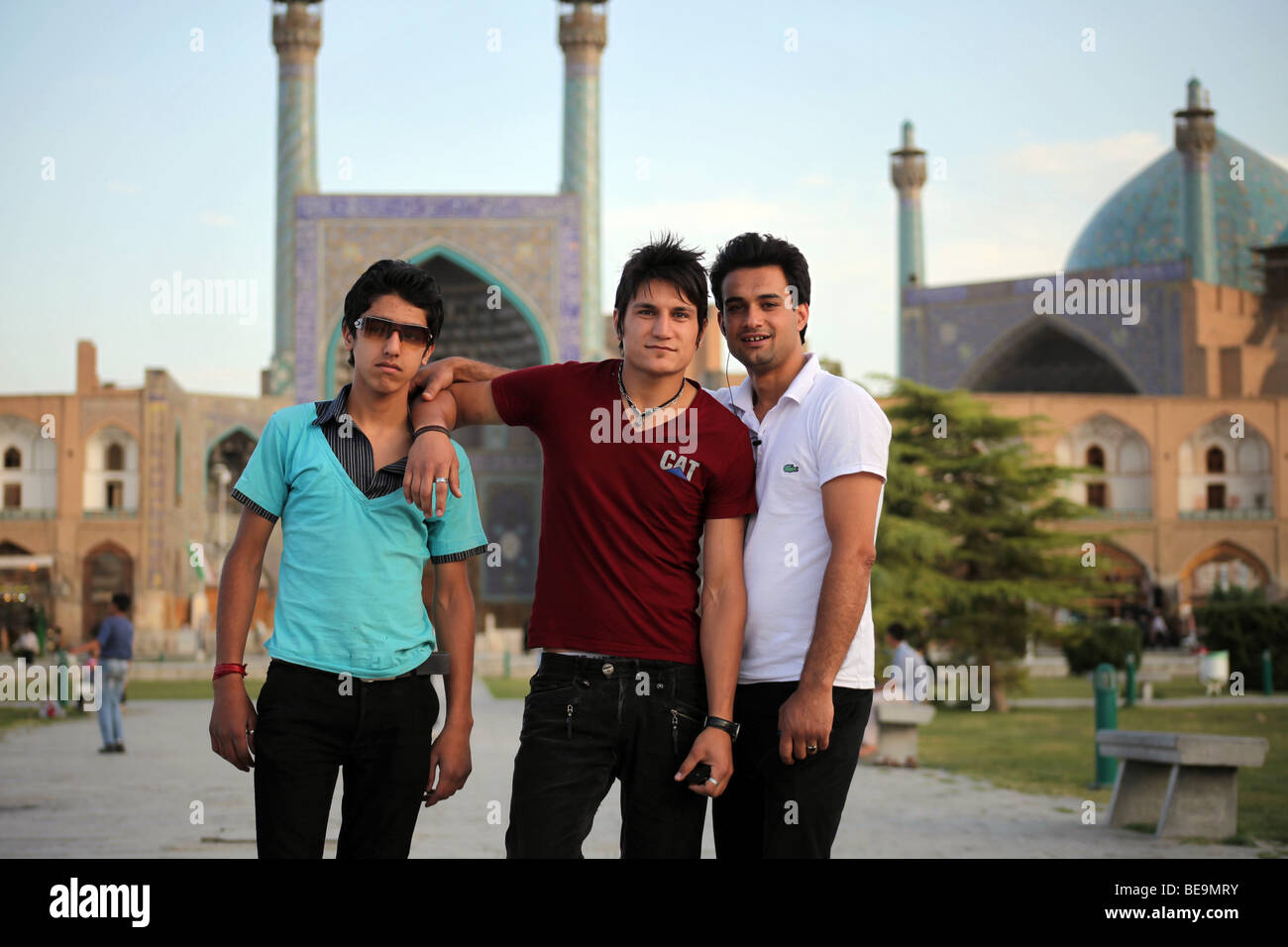 Iran, Isfahan (Ispahan oder Hispahan): iranische Jugendliche. (2009/06/15) Stockfoto