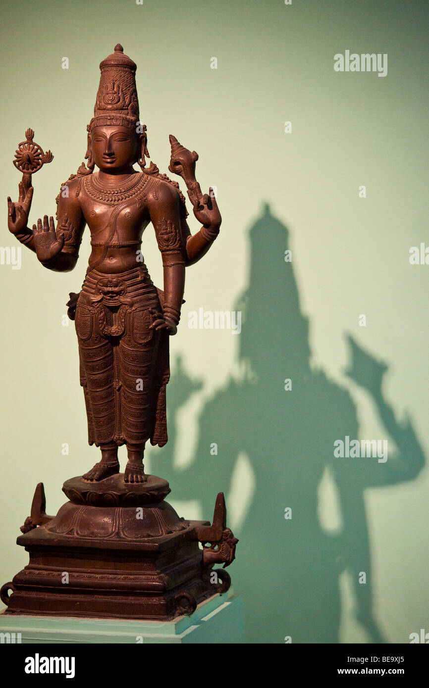 12. C Chola Bronze von Lord Vishnu im National Museum in Delhi Indien Stockfoto