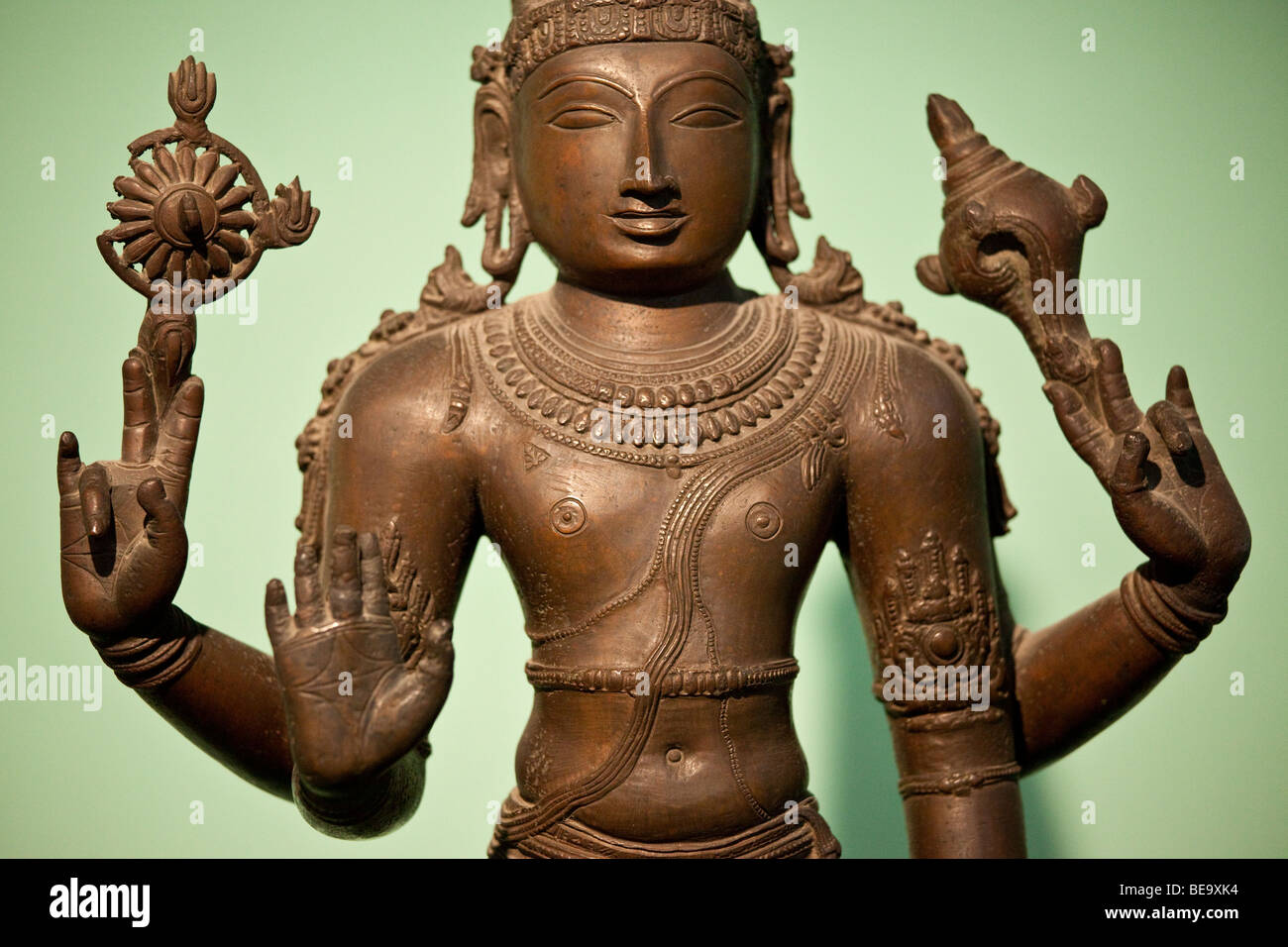 12. C Chola Bronze von Lord Vishnu im National Museum in Delhi Indien Stockfoto