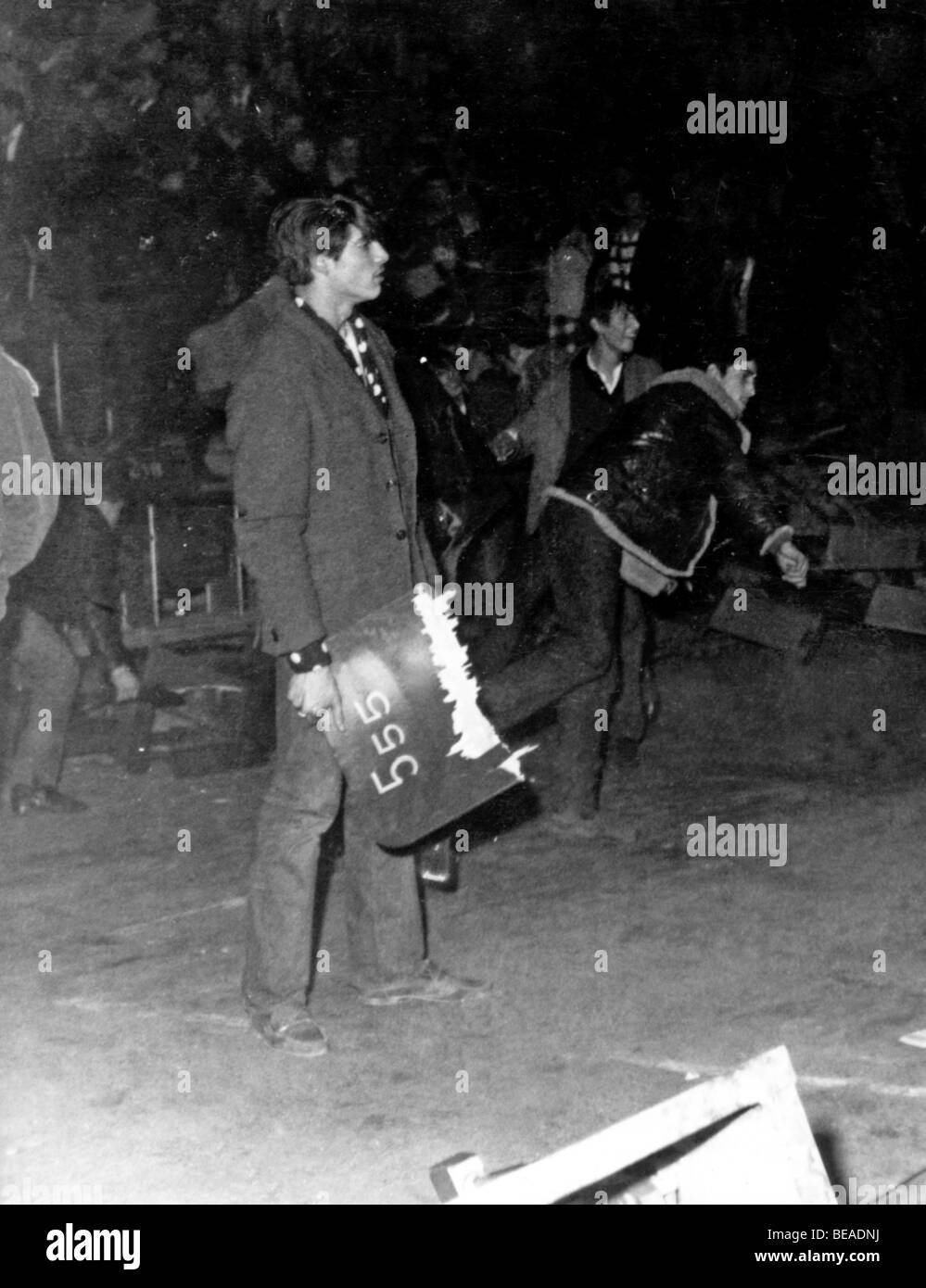 VINCE TAYLOR French rock Fans Aufruhr während eines Auftritts im Festicval du Rock in Paris, 18. November 1961 Stockfoto