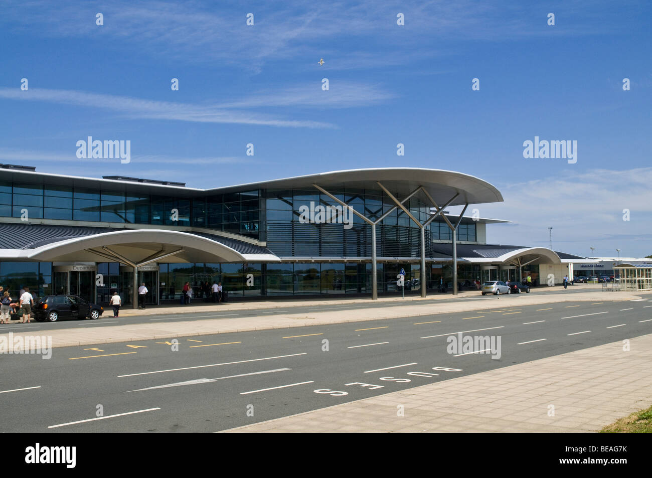 dh Flughafen GUERNSEY modernen Flughafen terminal-Gebäude Stockfoto