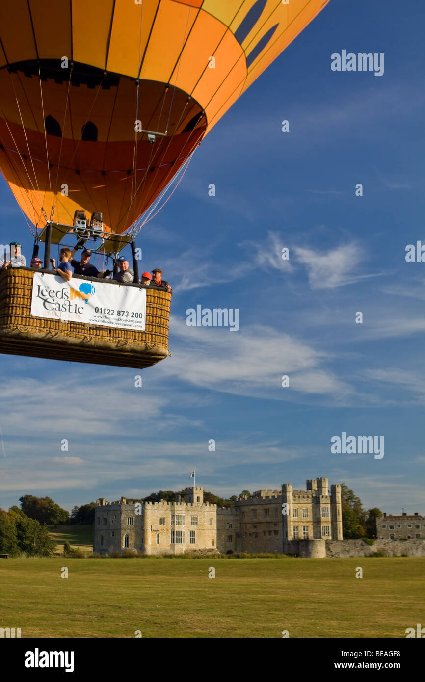 Heißluftballon in Leeds Castle Stockfoto