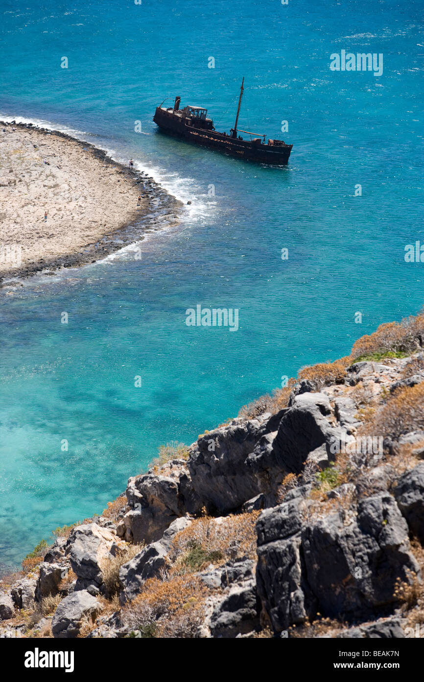 Schiffbruch in Türkis sehen aus der Insel Gramvousa aus Crete. Griechenland. Stockfoto