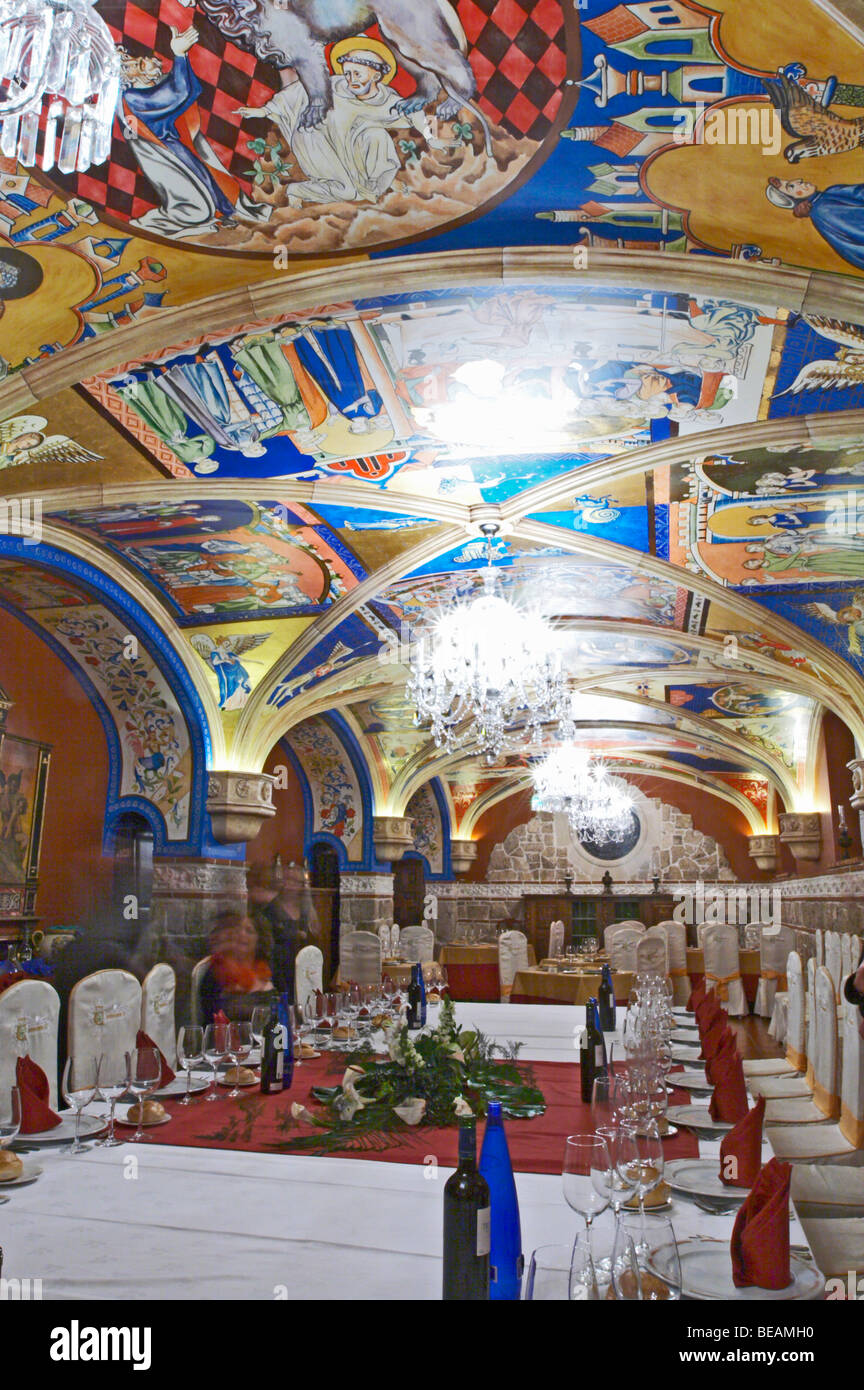 Ornate Ceiling Hotel Stockfotos Und Bilder Kaufen Alamy
