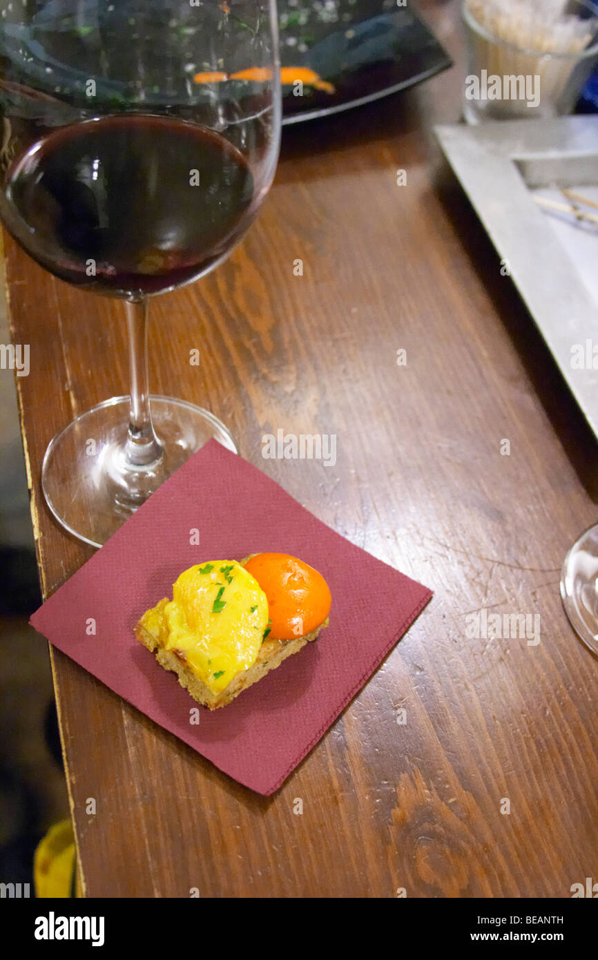 molekulare Küche Stil Tapas Restaurant La Garrocha Valladolid Spanien Kastilien und leon Stockfoto