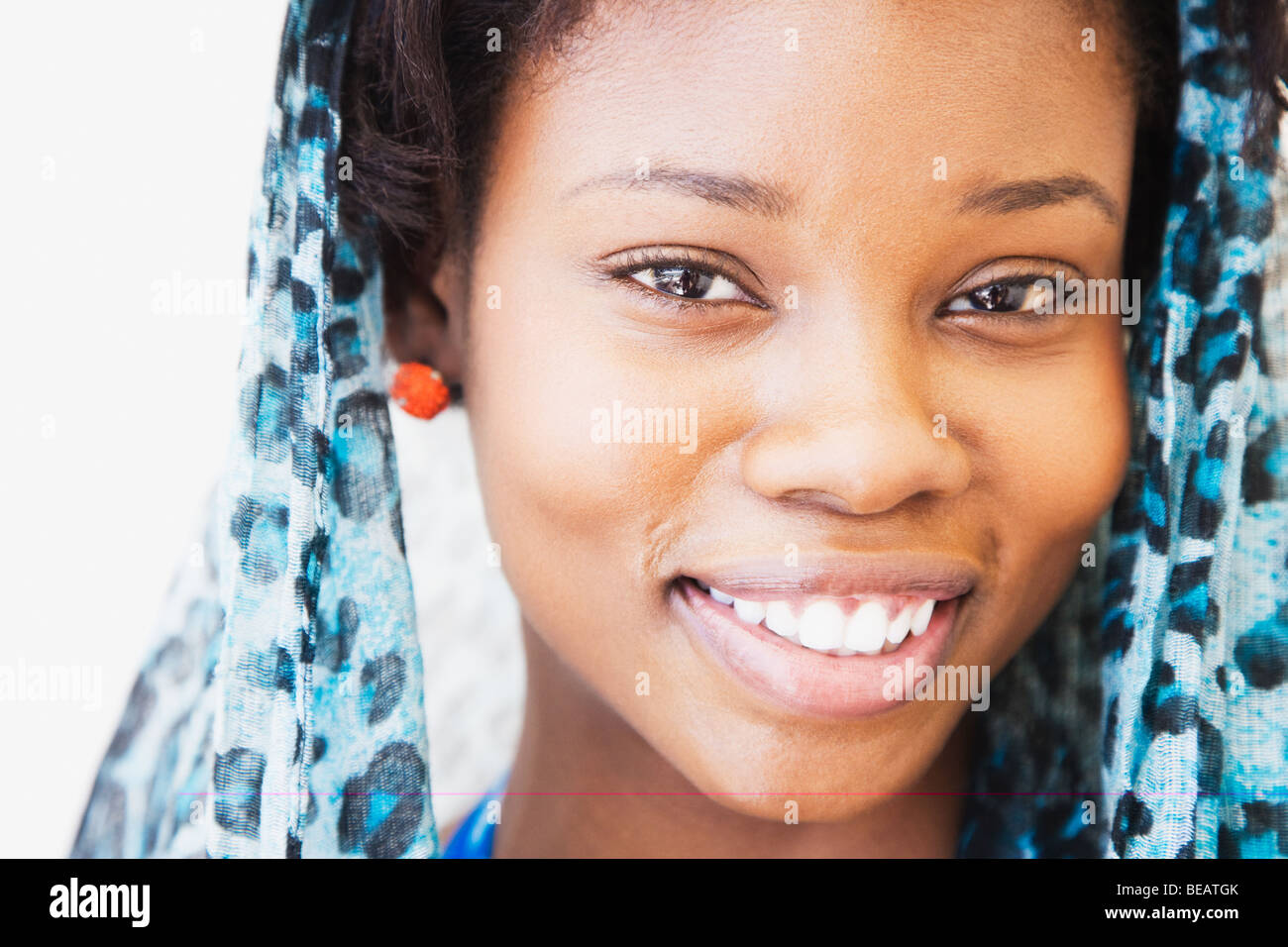 Nahaufnahme von Afrikanerin Kopftuch Stockfoto