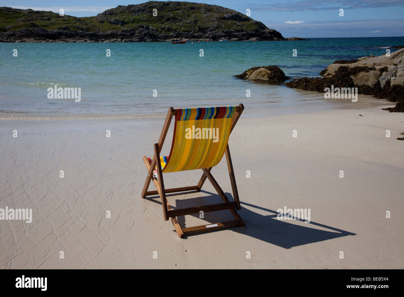 Nicht belegten Liegestuhl auf dem entfernten Meer Strand, Sommer, Urlaub, Reisen, Meer, Urlaub in Sandwood Bay, Sutherland, Highlands von Schottland, Großbritannien Stockfoto