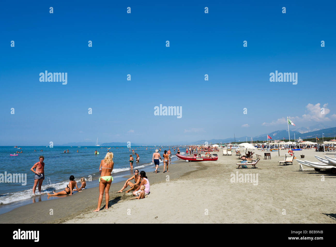 Strand von Marina di Pietrasanta, Toskana, Riviera, Toskana, Italien Stockfoto
