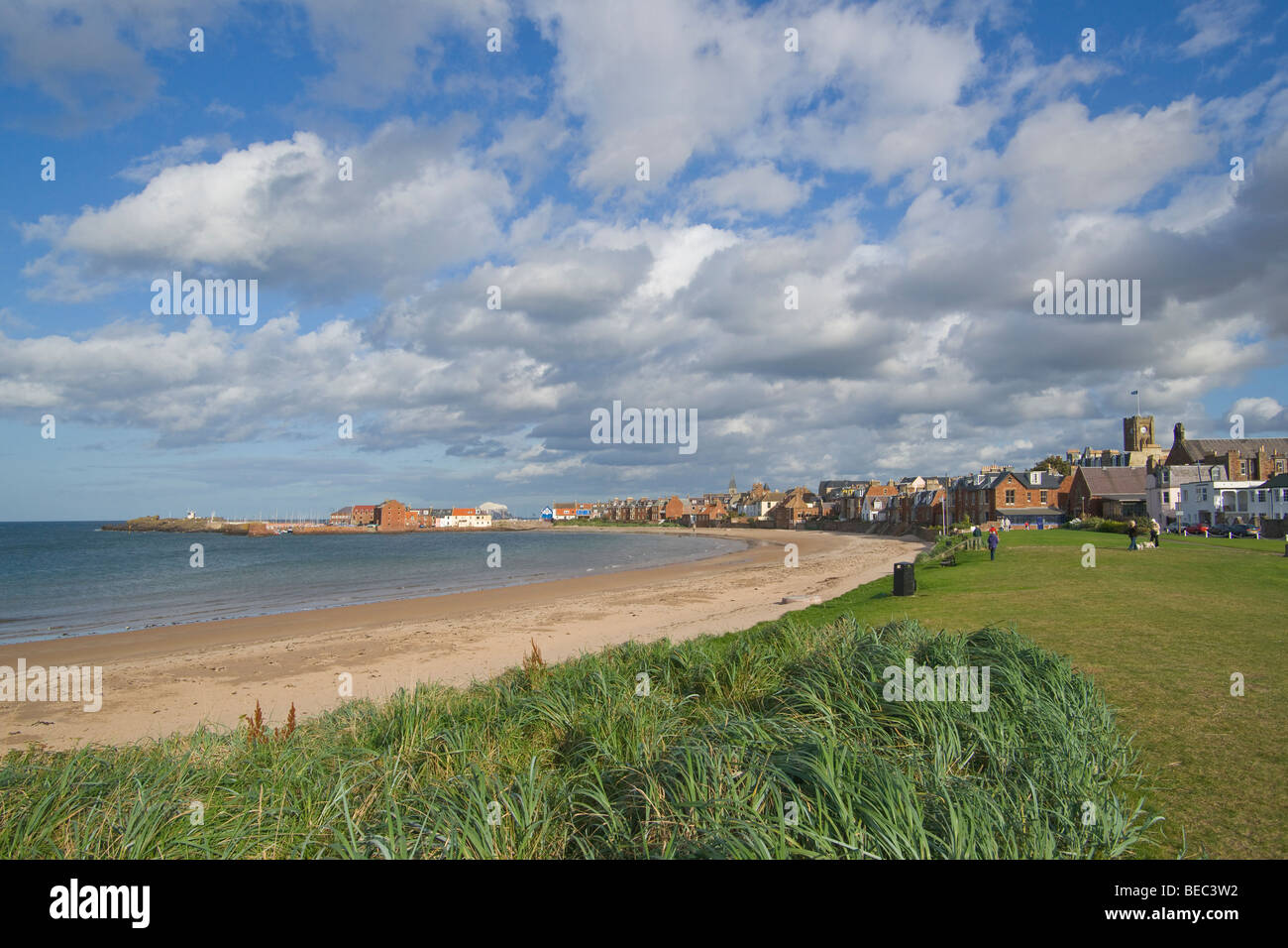 Himmel über North Berwick Strand, East Lothian, Schottland, Stockfoto