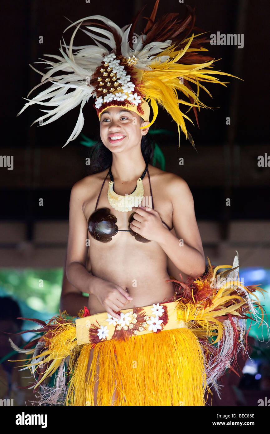 Traditionellen polynesischen Tänzerin auf Rarotonga in Cook-Inseln in der Südsee Stockfoto
