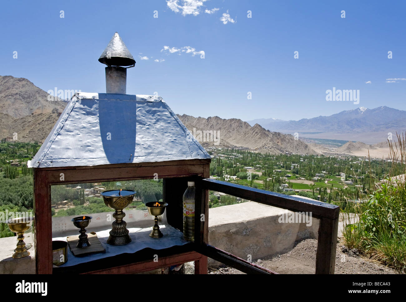 Butterlampen. Shanti Stupa. Leh. Ladakh. Indien Stockfoto