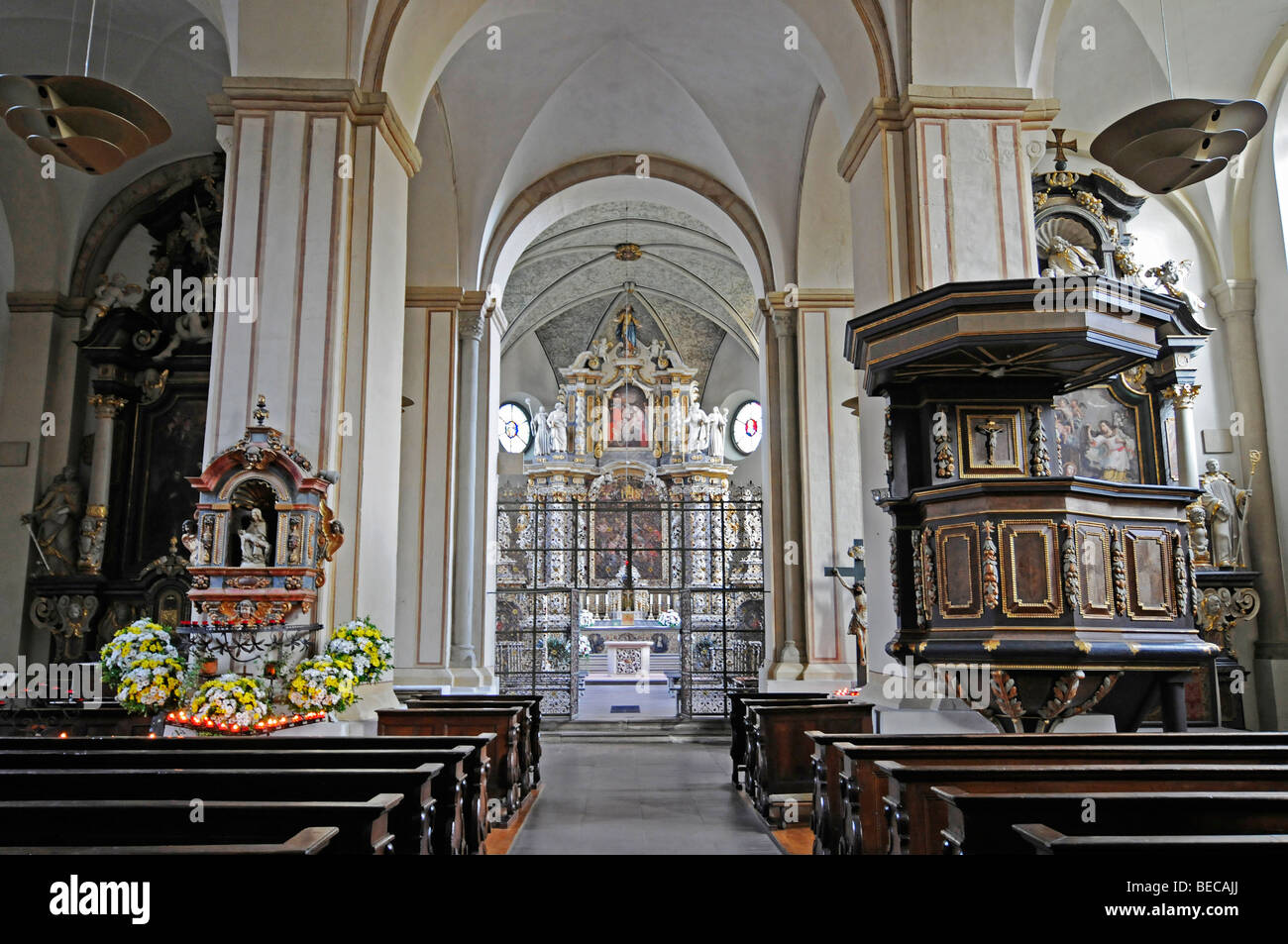 Marienmuenster Abteikirche, Orden des Heiligen Benedikt, Muensterbrock, Kreis Höxter, Nordrhein-Westfalen, Deutschland, Europa Stockfoto