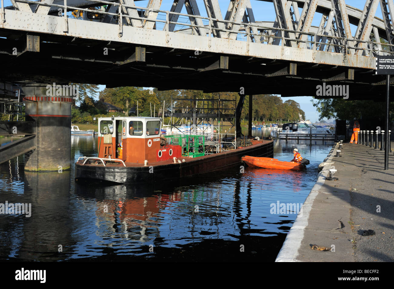 Maintenace Arbeiten durchgeführt, zur Schleuse Brücke Stockfoto