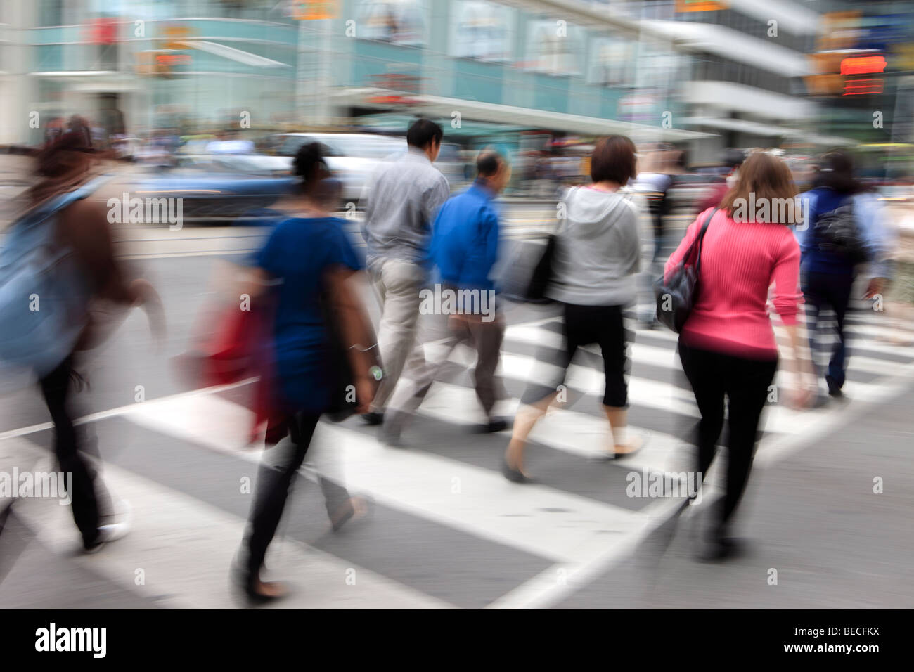Menschen in Eile, Yonge Street, Toronto Stockfotografie - Alamy