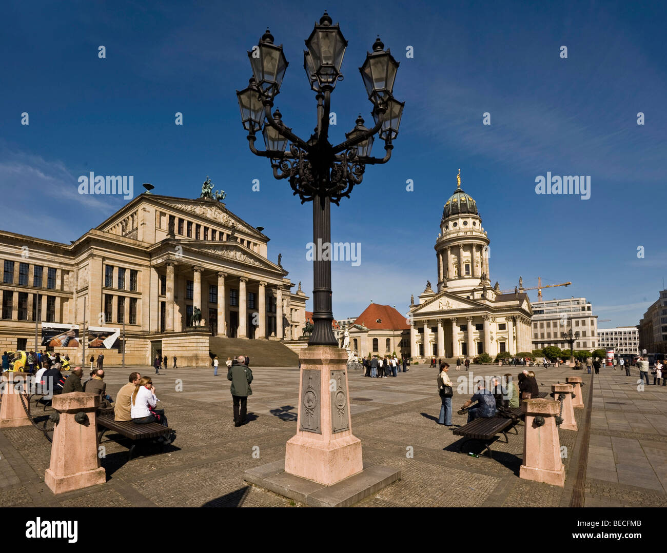 Konzerthaus concert Hall und französischen Dom am Gendarmenmarkt-Platz, Berlin-Mitte, Deutschland, Europa Stockfoto