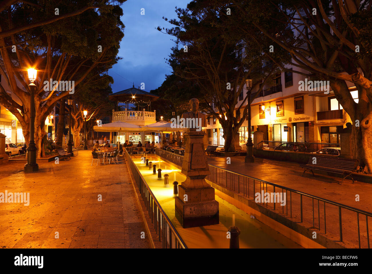Plaza Alameda, Memorial Dr Camacho, Santa Cruz De La Palma, La Palma, Kanarische Inseln, Spanien Stockfoto