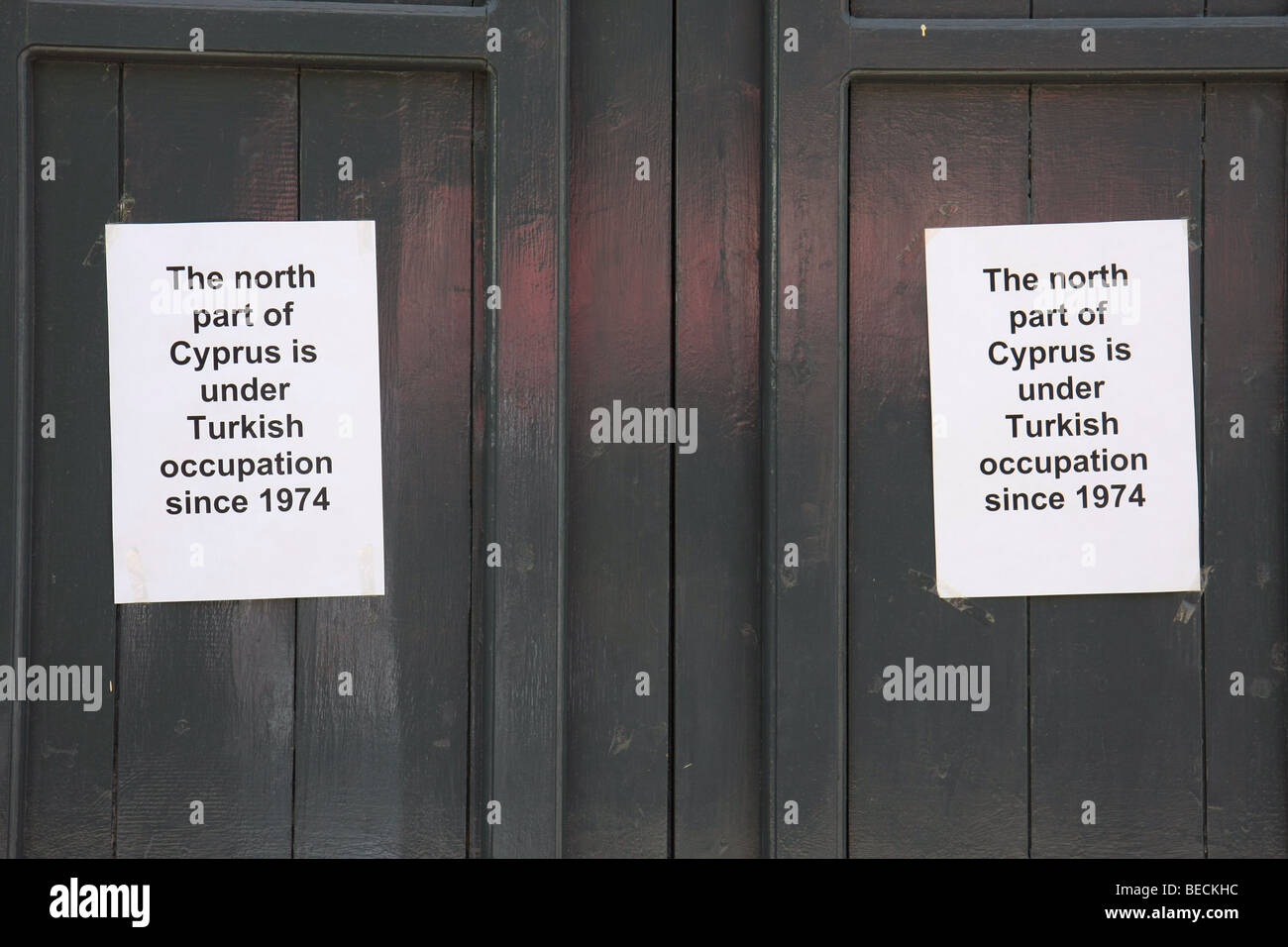 Zeichen im griechisch-zypriotischen Teil von Nikosia Sprichwort: der nördlichen Teil Zyperns ist unter türkischer Besatzung seit 1974. Stockfoto
