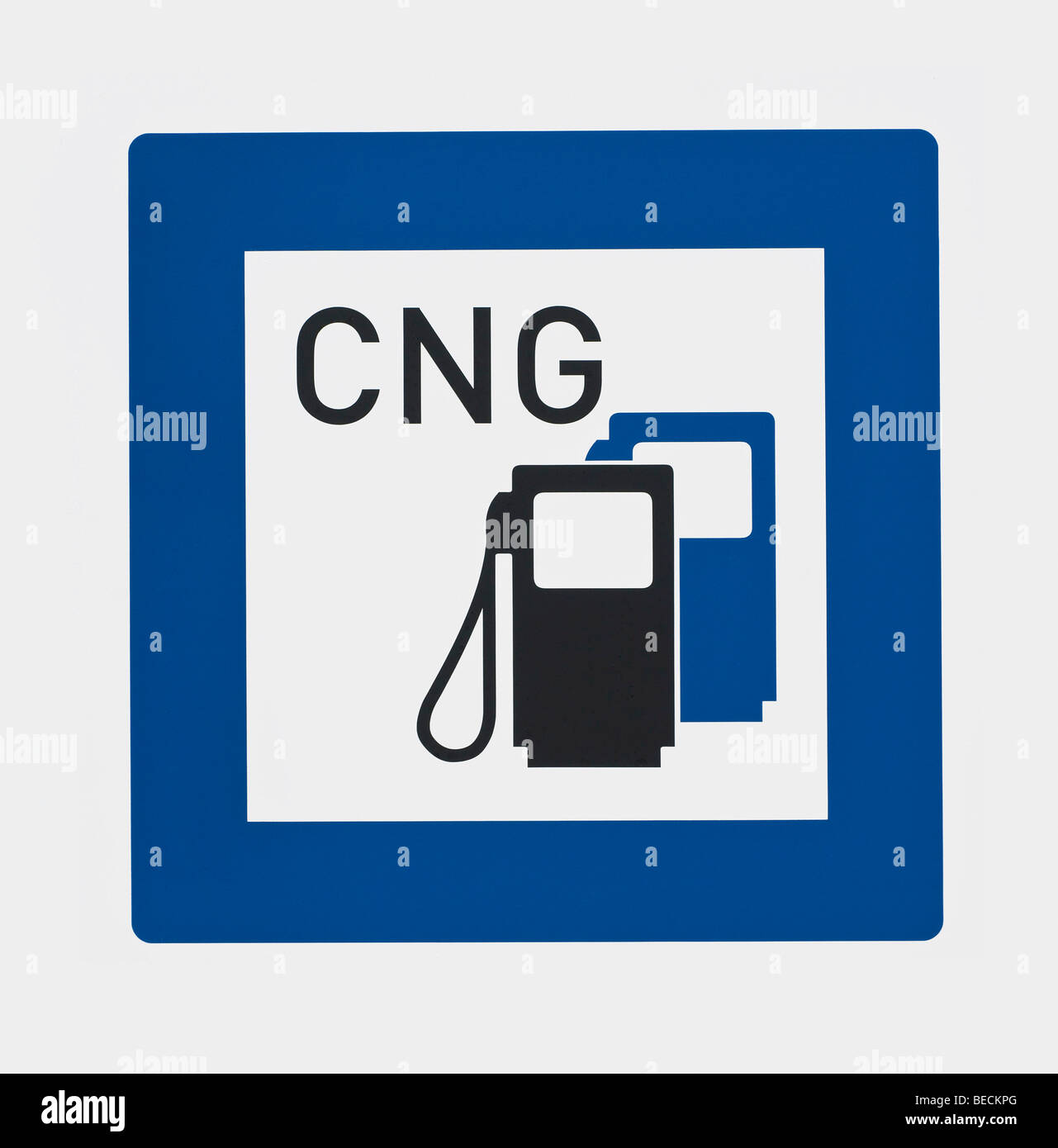Neue Verkehrszeichen auf Bundesstraßen, CNG Station, compressed Natural Gas, komprimiertes Erdgas als Kraftstoff Stockfoto