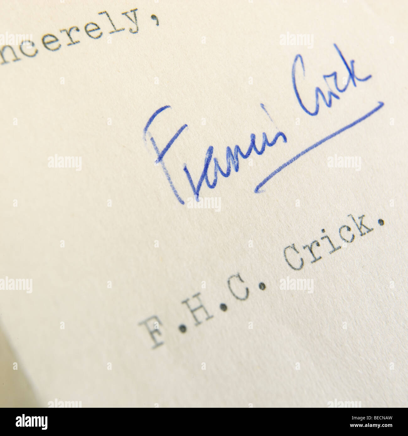 Francis Crick Unterschrift aus einem persönlichen Brief mit freundlichen Grüßen F. H. C. Crick Stockfoto