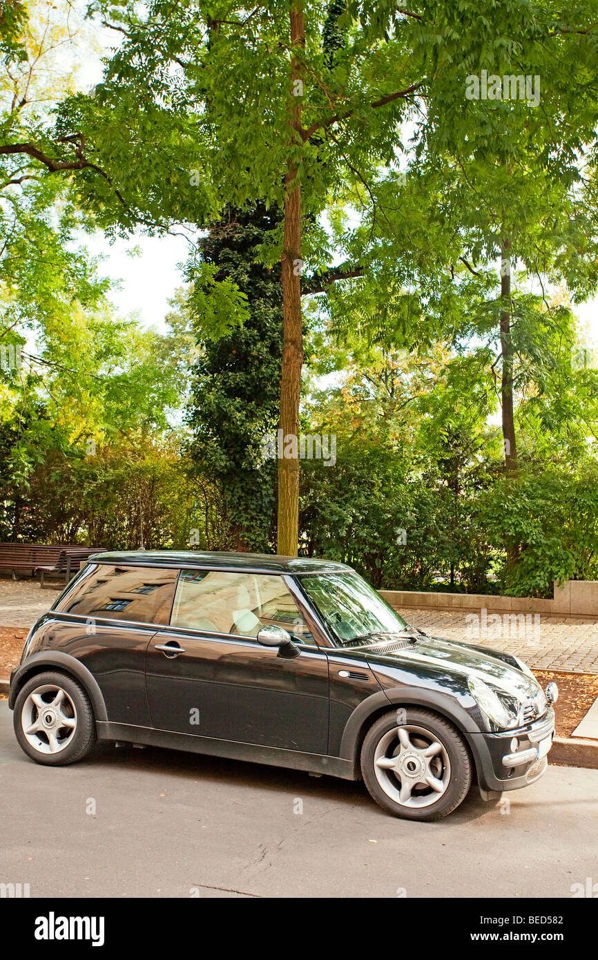 Mini geparkten Ouside auf der Straße in Dresden, Deutschland Stockfoto