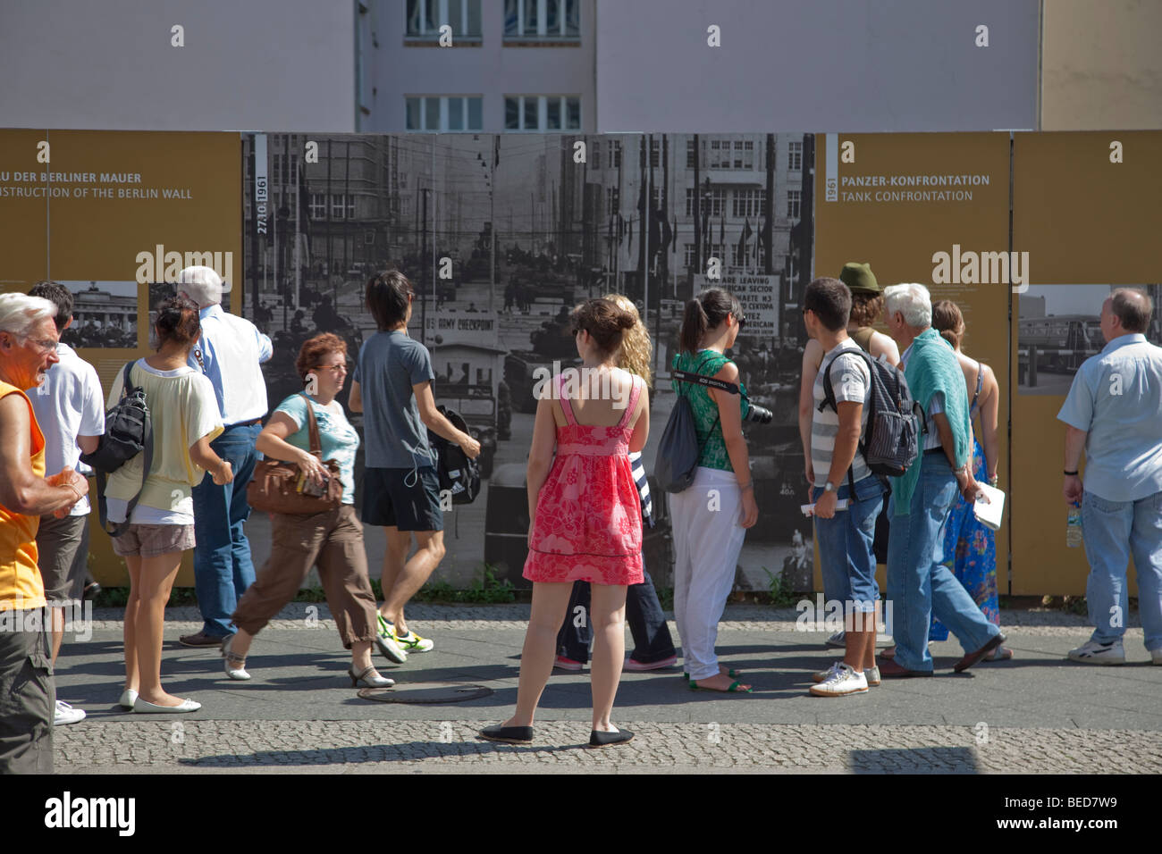 Open-Air-Ausstellung über die Geschichte der Berliner Mauer, Berlin, Deutschland Stockfoto