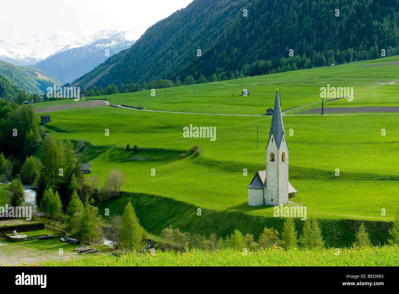 Bergkirche in der Nähe von Kals, Grossglockner Mountain, Ost-Tirol, Österreich, Europa Stockfoto